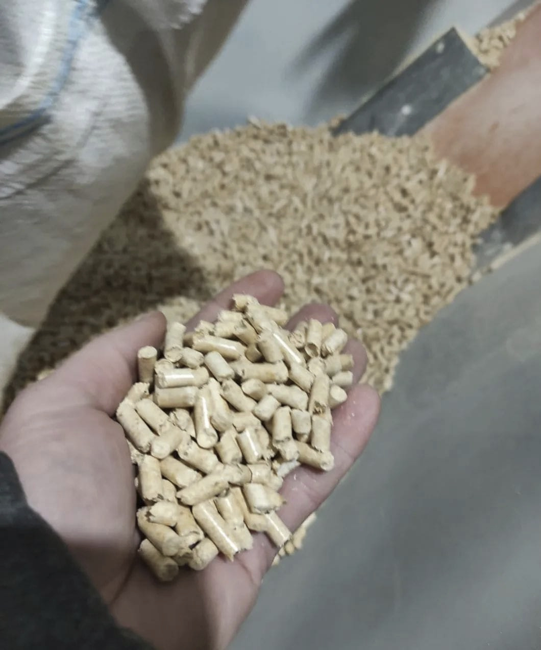 Bulk Wood Pellets — 1,000 kg — additional product photo
